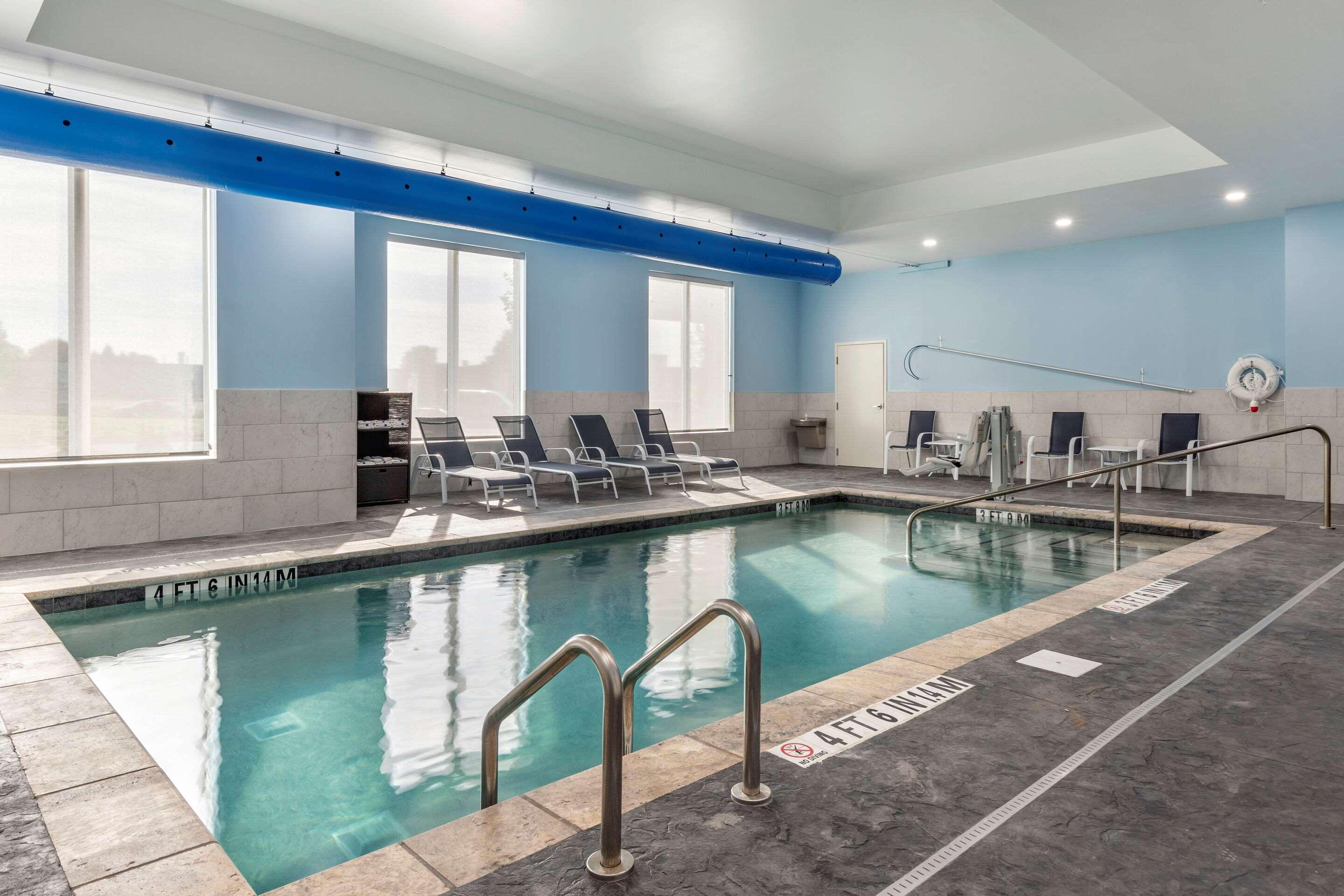 Comfort Suites Greenville Airport Εξωτερικό φωτογραφία
