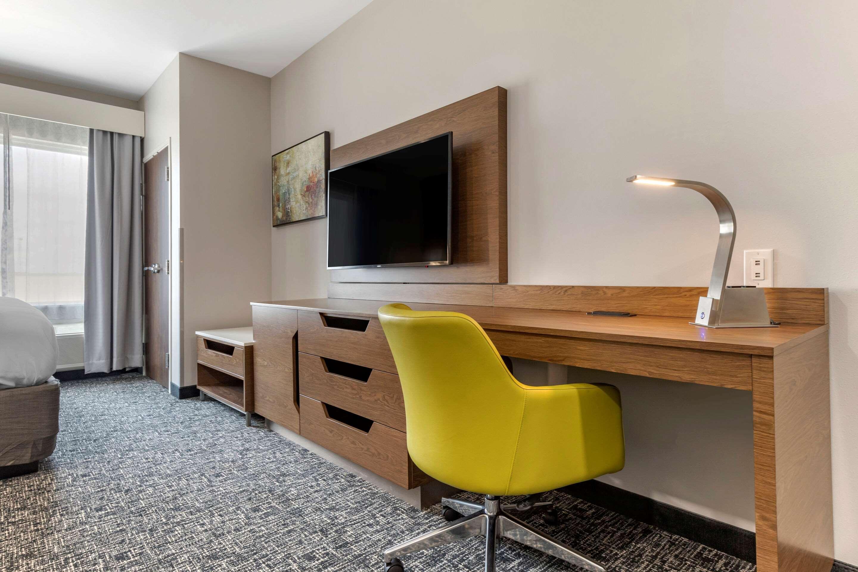 Comfort Suites Greenville Airport Εξωτερικό φωτογραφία